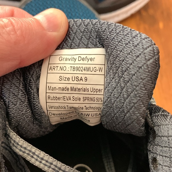 Gravity Defyer - Picture 4 of 4